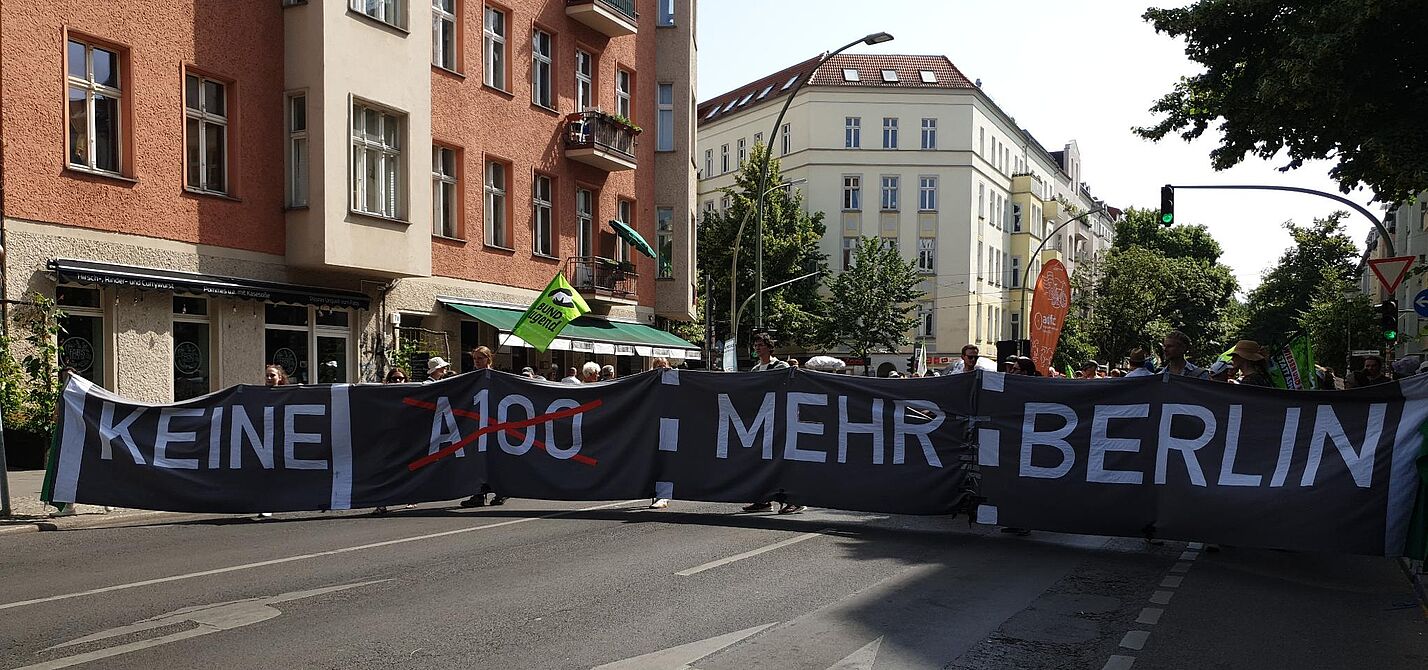 Demo gegen den Weiterbau der Stadtautobahn A100