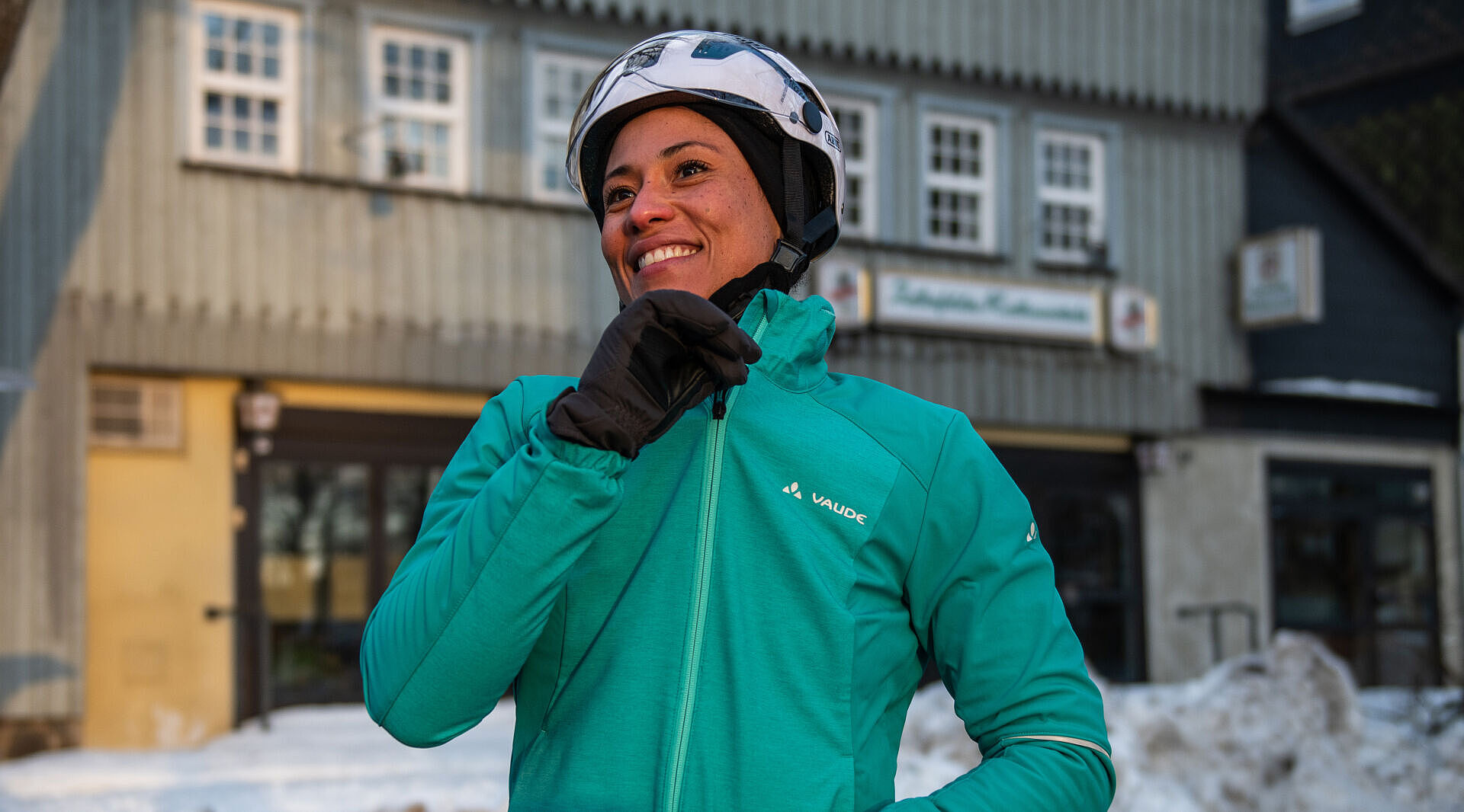 Im Winter gilt: Warm anziehen - aber nicht zu warm. Das "Zwiebelprinzip" hilft.